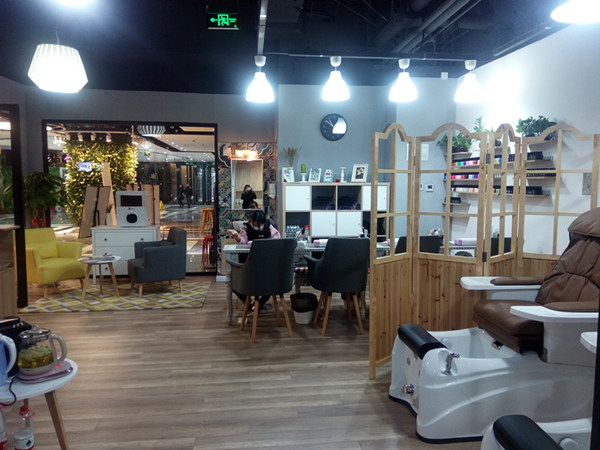 開(kāi)個(gè)美甲店預(yù)算多少_1