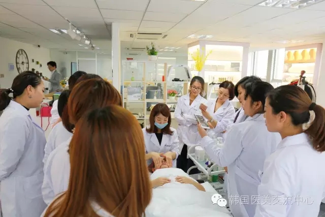韓國(guó)DR.LEE皮膚管理學(xué)院杭州校區(qū)第一，二天課程（圖）_5