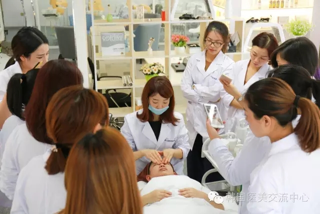 韓國(guó)DR.LEE皮膚管理學(xué)院杭州校區(qū)第一，二天課程（圖）_6