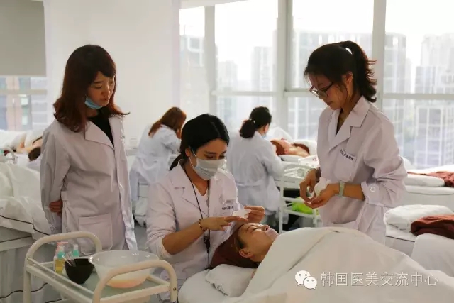 韓國(guó)DR.LEE皮膚管理學(xué)院杭州校區(qū)第一，二天課程（圖）_7