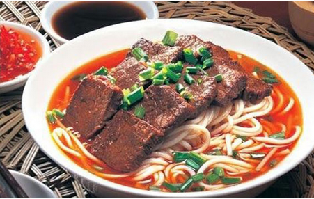 常德牛肉粉加盟熱線_2