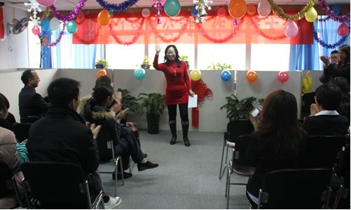 雅思博教育2011年度工作總結(jié)暨表彰大會勝利召開（圖）_3