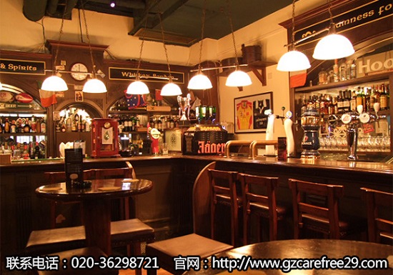 清吧奶茶店前景怎么樣?榮爵奶茶清吧加盟中（圖）_1