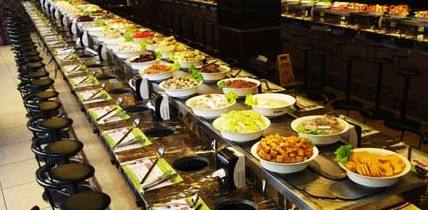 宮煮撈旋轉(zhuǎn)小火鍋豐富的美食享受_1