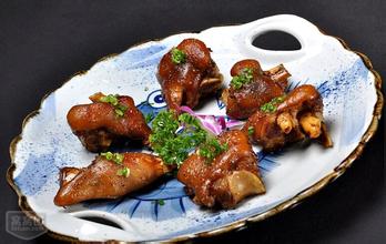 哪里可以學(xué)做烤豬蹄丨特色烤豬蹄培訓(xùn)（圖）_1