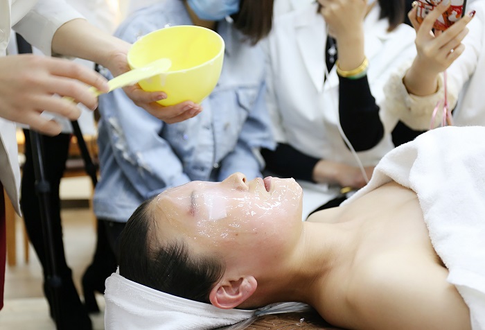 韩国皮肤管理是什么？开皮肤管理工作室有哪些必备条件_6