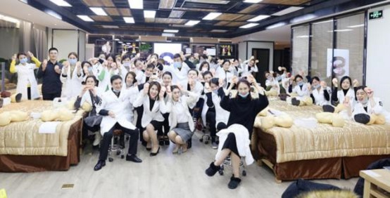 皮膚管理培訓(xùn)學(xué)校（圖）_3