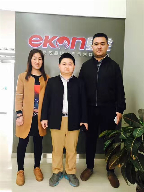 宋店長(zhǎng)成功加盟陶指藝兒童手工店(圖)_4