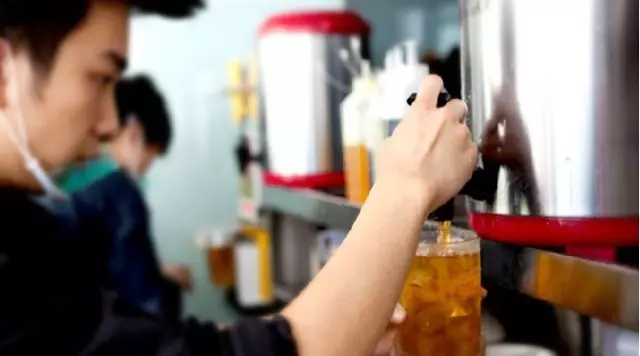 山西經(jīng)濟(jì)頻道采訪御質(zhì)貢茶，未來(lái)餐飲公司助力創(chuàng)業(yè)夢(mèng)!（圖）_8