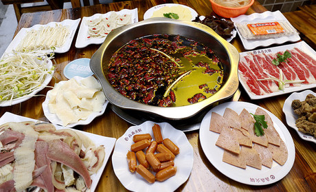 犇犇牛雜火鍋加盟費_1