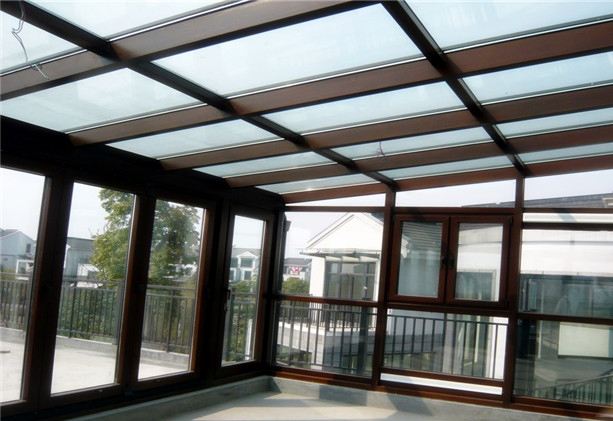 高層封陽臺(tái)用什么材料好？（圖）_1