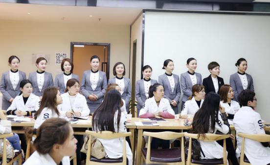 皮膚管理培訓(xùn)機(jī)構(gòu)（圖）_1