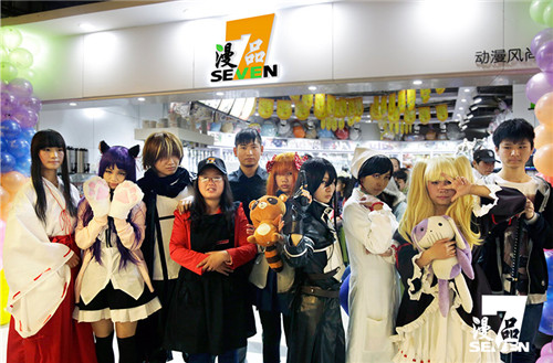 2017年特色飲品店加盟發(fā)展市場(chǎng)_1