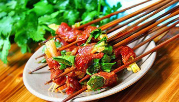 一次性純清油鍋底重塑串串界新氣象（圖）_3