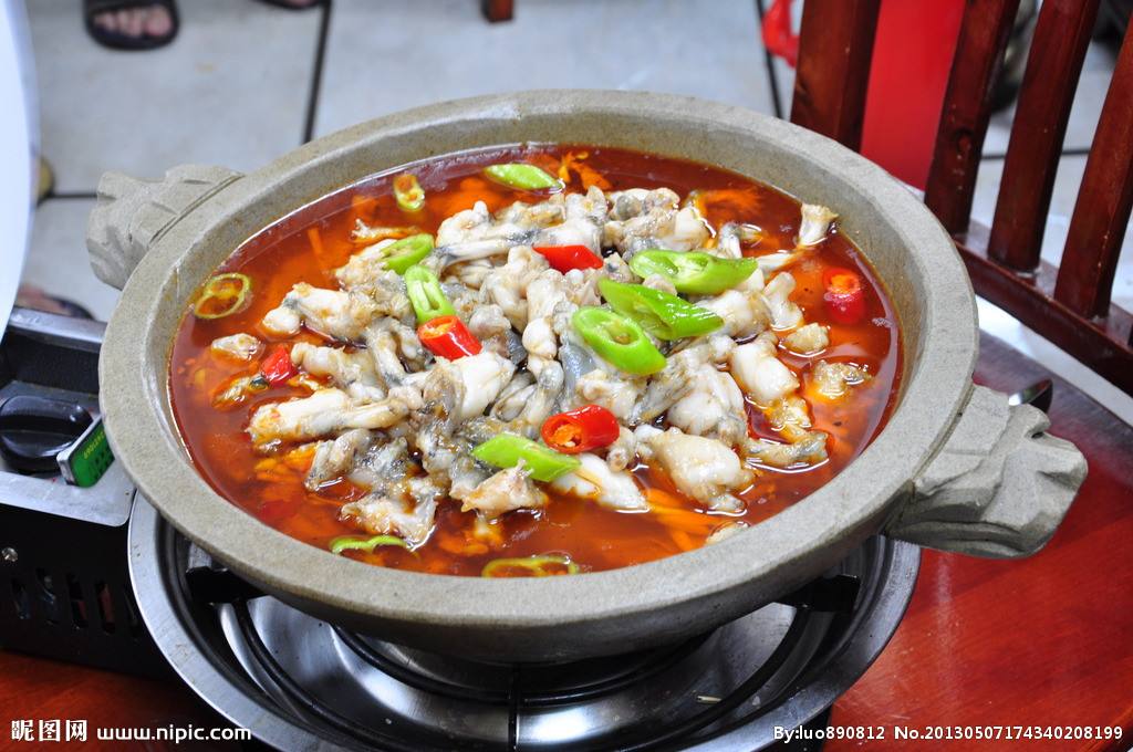 湛江學(xué)石鍋魚(yú)的地方在哪有學(xué)（圖）_1