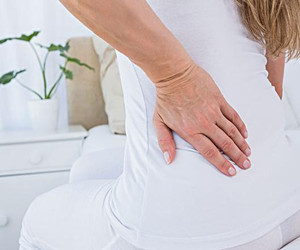 腰椎間盤突出不難治，經(jīng)絡(luò)穴位療法治骨病_2