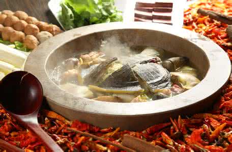 水荷塘蒸汽石鍋魚加盟的費(fèi)用是多少（圖）_1