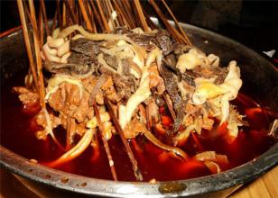 呱呱香廁所串加盟的費(fèi)用是多少（圖）_3