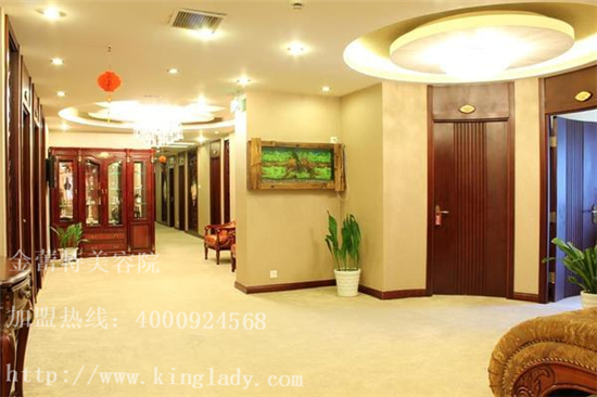 加盟美容院之后，美容院托管好嗎？加盟和托管有區(qū)別嗎？（圖）_1