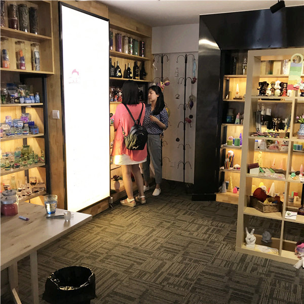 楊店長簽約加盟燭生活創(chuàng)意手工坊?。▓D）_1