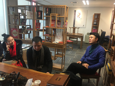 成都特色火鍋加盟品牌蓉城院壩火鍋喜迎北京羅先生一行專程來成都考察（圖）_1