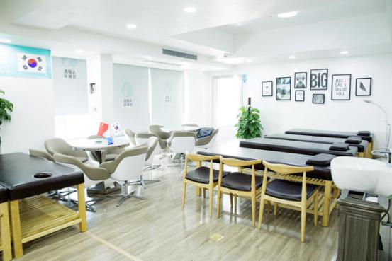 重慶韓式半永久培訓(xùn)班_1