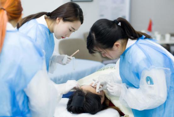 重慶韓式半永久培訓(xùn)班_3