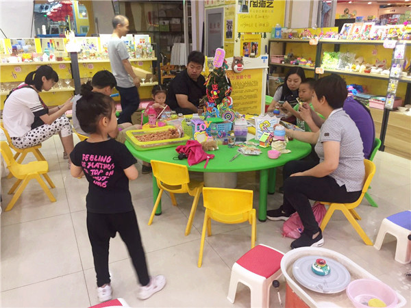 體驗(yàn)手工DIY的樂(lè)趣，李店長(zhǎng)的店內(nèi)分享（圖）_2