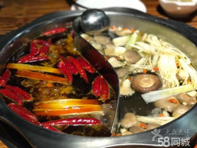 寬窄巷子火鍋加盟費(fèi)是多少成都串串香小火鍋吧臺(tái)式小火鍋加盟（圖）_1