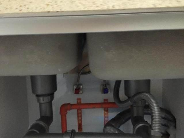 廚房面積小，不防裝修塊擱板（圖）_6