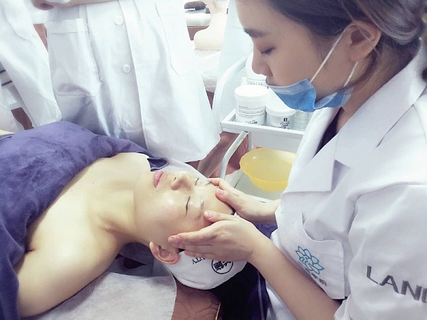 廣州皮膚管理蘭施國(guó)際學(xué)院_3