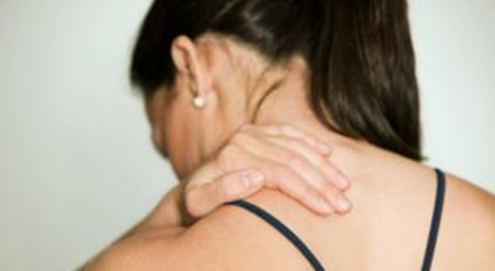 頸椎病的初期危害，選擇哪種方法治改善果好？_1