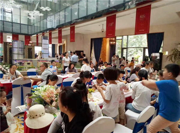 樂(lè)高積木變形金剛，3D拼圖活動(dòng)現(xiàn)場(chǎng)分享（圖）_1