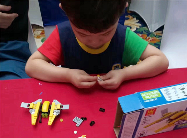 樂(lè)高積木變形金剛，3D拼圖活動(dòng)現(xiàn)場(chǎng)分享（圖）_8