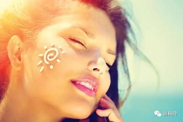 絲科玲醒覺系列之、潤(rùn)肌素顏乳（圖）_1