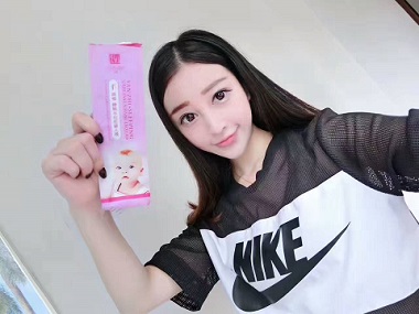 夏日美容養(yǎng)顏?zhàn)o(hù)膚首選-嬰兒液（圖）_1