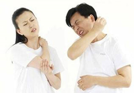 哪種方法改善頸椎病花錢少治改善果佳？（圖）_2