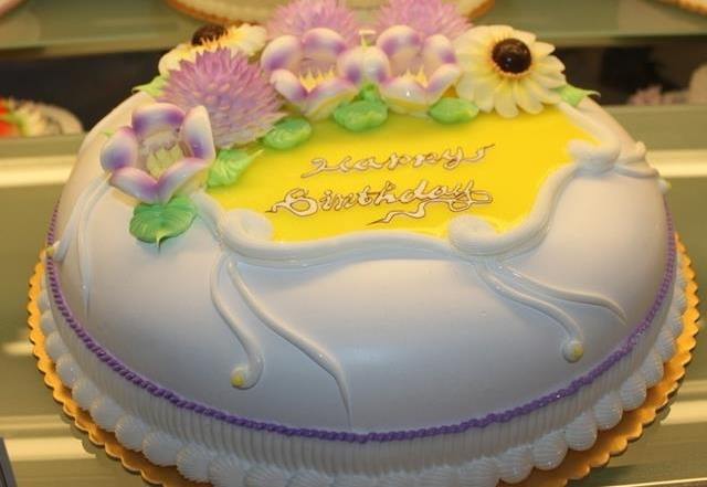 哪里有培訓(xùn)生日蛋糕的技術(shù)學(xué)校？（圖）_1