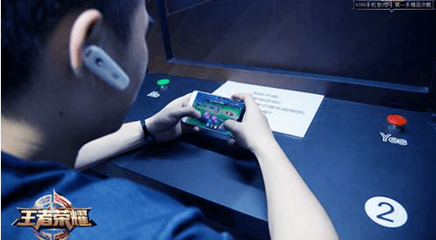 LGD萬客網(wǎng)咖加盟開一家網(wǎng)咖多少錢（圖）_3