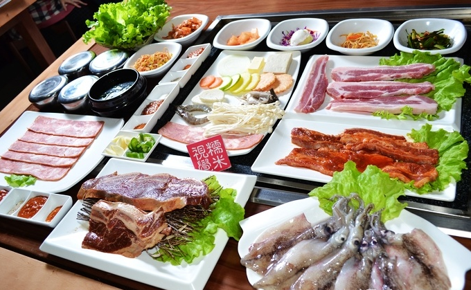 金筷子餐廳加盟費(fèi)多少錢（圖）_2