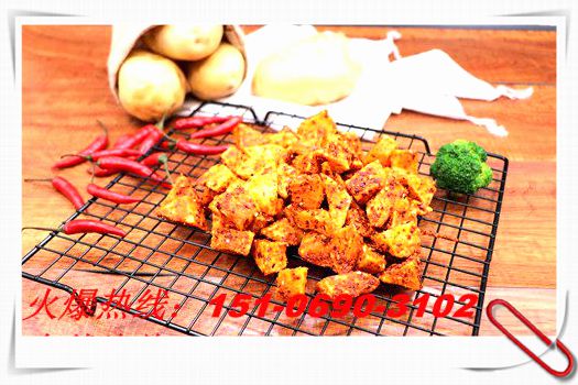 土豆傳奇特色小吃餐飲加盟品牌強(qiáng)勢來襲_3