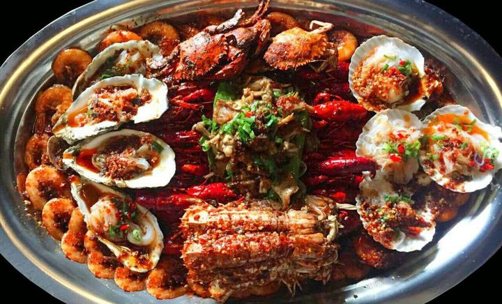 開(kāi)一家海鮮大咖自助燒烤店加盟多少錢(qián)（圖）_1