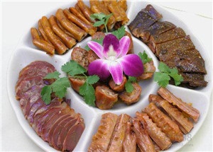 請問要去哪里頭有培訓(xùn)做鹵菜（圖）_5