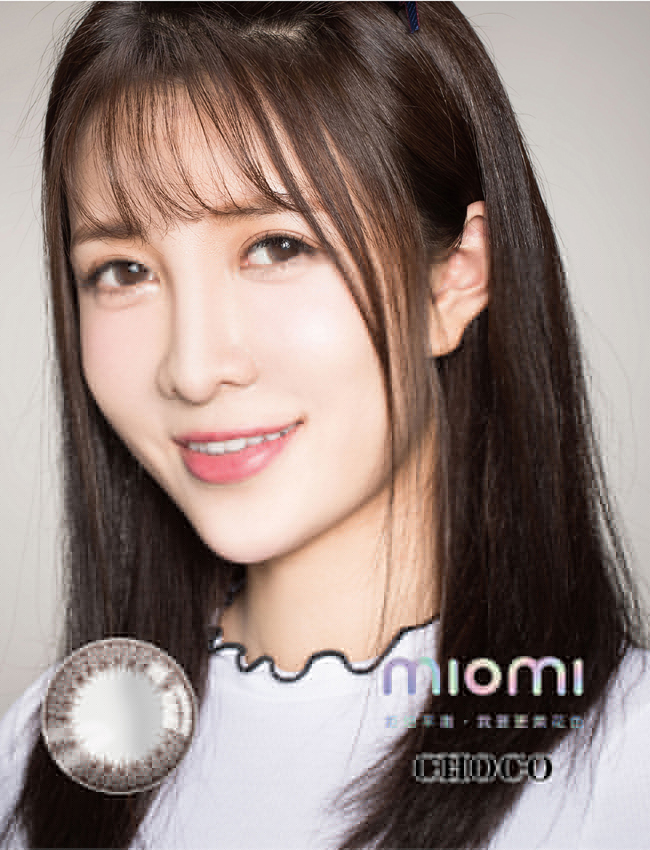 夏天靚麗不一定要靠濃妝，一副美瞳即可（圖）_1