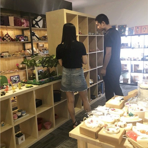 姜店長成功簽約加盟創(chuàng)意手工陶藝店（圖）_2