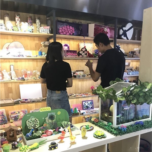 姜店長成功簽約加盟創(chuàng)意手工陶藝店（圖）_3