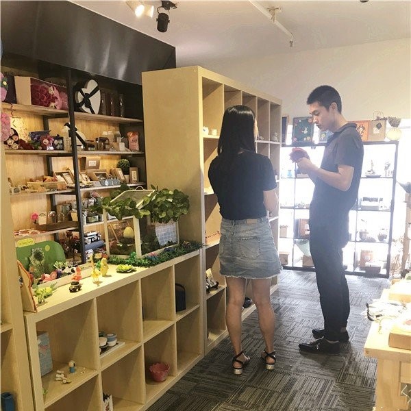 姜店長成功簽約加盟創(chuàng)意手工陶藝店（圖）_4