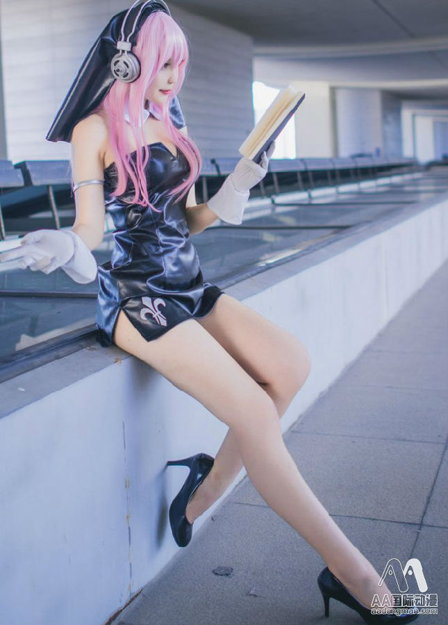 預(yù)警，高溫cosplay豪放來(lái)襲，欣賞請(qǐng)自帶冰塊！（圖）_9