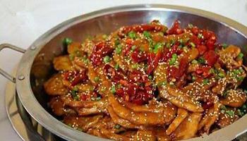 張大師鴨爪爪火鍋加盟費(fèi)是多少(圖)_3