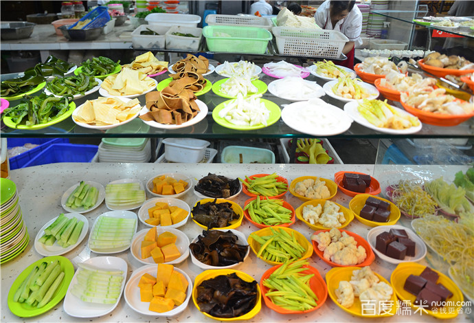 鹽工號(hào)子自助火鍋加盟多少錢(qián)（圖）_1